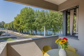 LakeFrontView • 10meters from Lake • PrivateGarage - Image 3