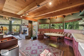 Fox Lodge - 4Bd/3Ba - Perfect for Families/ Groups - Image 4