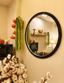 The Cozy Abode | 1BHK Near Metro | Golf Course Rd - Image 5