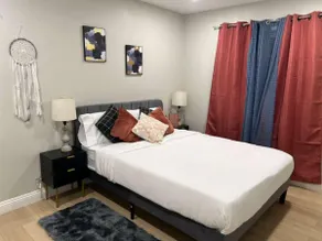 3BR 2BA Unit B Near Downtown SD - Image 2
