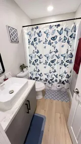 3BR 2BA Unit B Near Downtown SD - Image 5