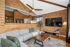 The Beach House | Spacious 4BR, Spa & Coogee Beach - Image 3