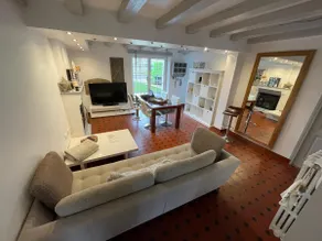 Charming house, landscaped garden, not overlooked. - Image 2
