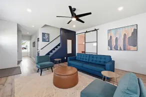 Stylish Luxury Retreat for Families & Groups - Image 2