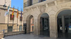 Bright 4-Bedroom Apartment Close to Alicante - Image 5