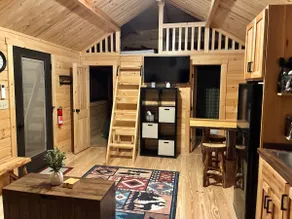 Lakehouse Resort Big Buck Lodge R5 Near Rend Lake - Image 3