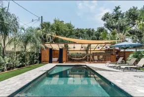 Gorgeous Hideaway w/Pool in Historic Downtown NSB - Image 3