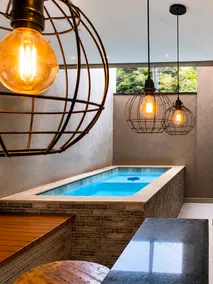 High-end house with pool, great location - Image 5