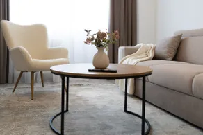 Regal 2BR Central Apartment with Free Parking - Monastery - Image 5