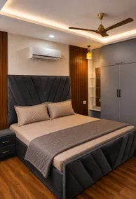 Luxury Studio | Prime Location | Self Check-in - Image 3