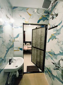 In & Out Private Studio Room with attach bathroom - Image 3
