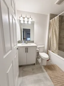 New Luxury 3BR Home - Image 4