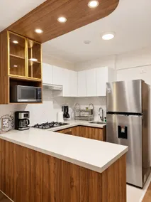 Luxury Apartment Near Sheraton for Families & Groups - Image 5