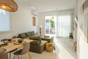 Sea View Villa with Jacuzzi - Image 5