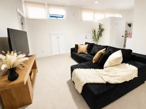 Modern 1BR - 5 Min to Valhalla Train Near NYC - Image 2