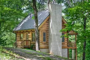 Falling Leaf Cabin With Newly Renovated Kitchen! - Image 2