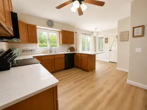 Central Pierre 4BR | Walk to Downtown & Capitol - Image 4