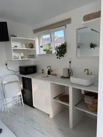 The romance corner with Jacuzzi - Image 4