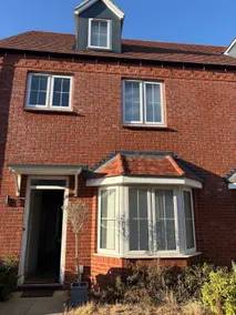 Peaceful New House in Bicester Village - Image 3
