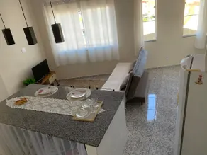 Full apartment in great location - Image 3