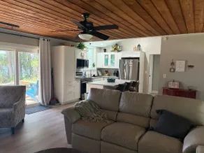 Lakefront, pets ok, w/ kayak, pedal boat, fire pit - Image 2