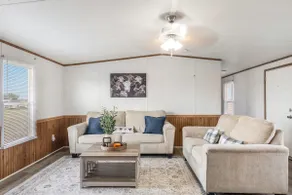 Cozy country getaway in the heart of Royse city - Image 4