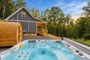 New Built Private Cabin Hot tub Sauna Fire pit - Image 4