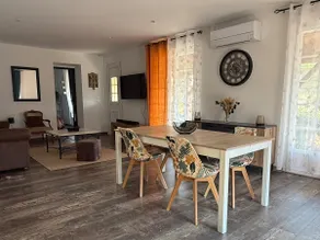 La Terrasse des Hauts Cyprès. Air conditioning, pool - Image 3
