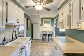 Walk to Beach! Luna Pier Haven w/ Yard & Views - Image 3