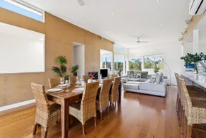 Fairway View Coastal Escape - Image 4