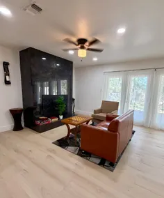 Modern Spacious Retreat: Newly Renovated Home - Image 5