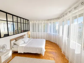 Apartment with parking close to the center of Lausanne - Image 2
