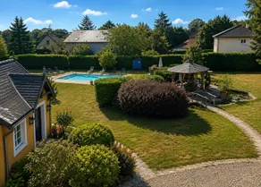 Studio Les Lauriers • 2 people • Swimming pool • Garden - Image 4