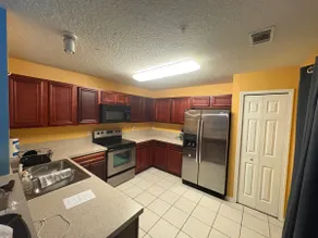 Spacious 3BR Jacksonville Condo w/ Balcony + Wi-Fi - Image 5
