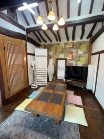 Cozy garden hanok with Daechungmaru and rafters, near Yangpyeong downtown (Cozy Hanok) - Image 3