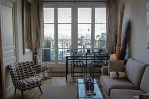 5L Eiffel Tower Luxury Terrace & View 2 Bedrooms - Image 2
