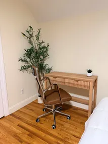 Private 1 Bedroom Apt, 2Queen beds in Whiteplains - Image 4