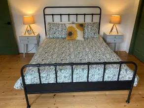 The Tall Tree Suite - Rustic Rentals ~ Sleeps 4 - Image 2