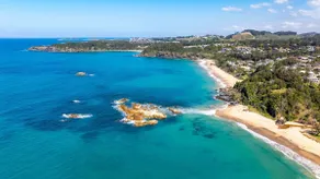 Ocean Views - 300m to Hills Beach - 3km to Big Banana - Image 4