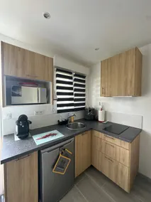 Beautiful functional studio with terrace - Image 2