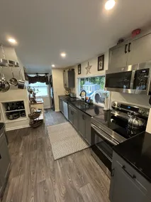 Cozy lake Cottage - Image 3