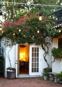 Charming private guest house. - Image 4