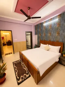 2BHK in raja park with private balcony & terraces - Image 3