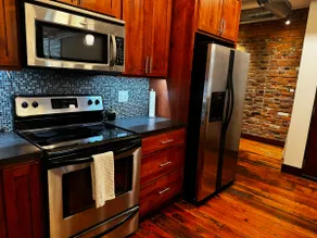 Stylish 2BR Loft in the heart of Downtown Paducah - Image 5