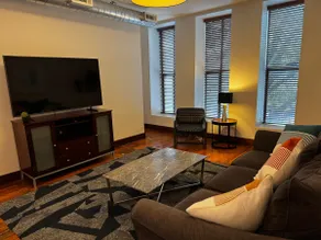 Stylish 2BR Loft in the heart of Downtown Paducah - Image 2