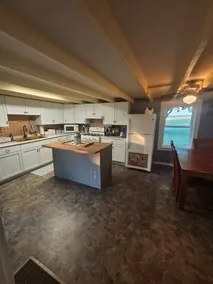 Spring Hill Farmhouse - Image 3