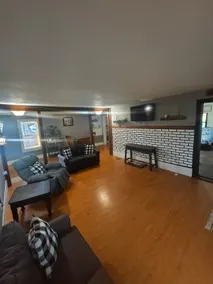 Spring Hill Farmhouse - Image 2