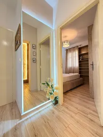 Modern studio - cozy & elegant - Image 5