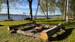 The Villa – Lake Escape w/ Sauna, Jacuzzi & Boats - Image 3