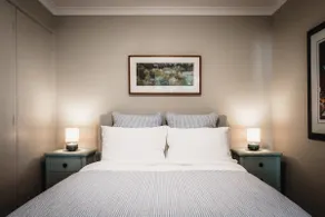 Blue Bee Cottage, garden retreat near Canberra - Image 4